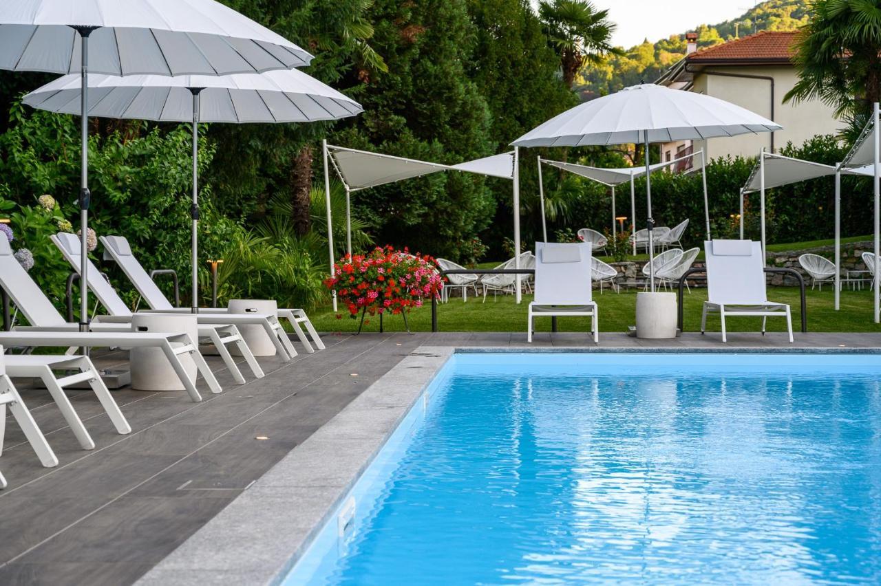 Hotel Villa Paradiso Арона Екстериор снимка