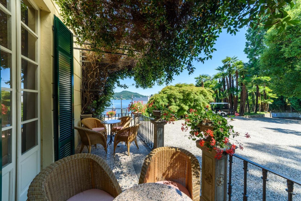 Hotel Villa Paradiso Арона Екстериор снимка