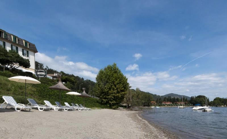 Hotel Villa Paradiso Арона Екстериор снимка